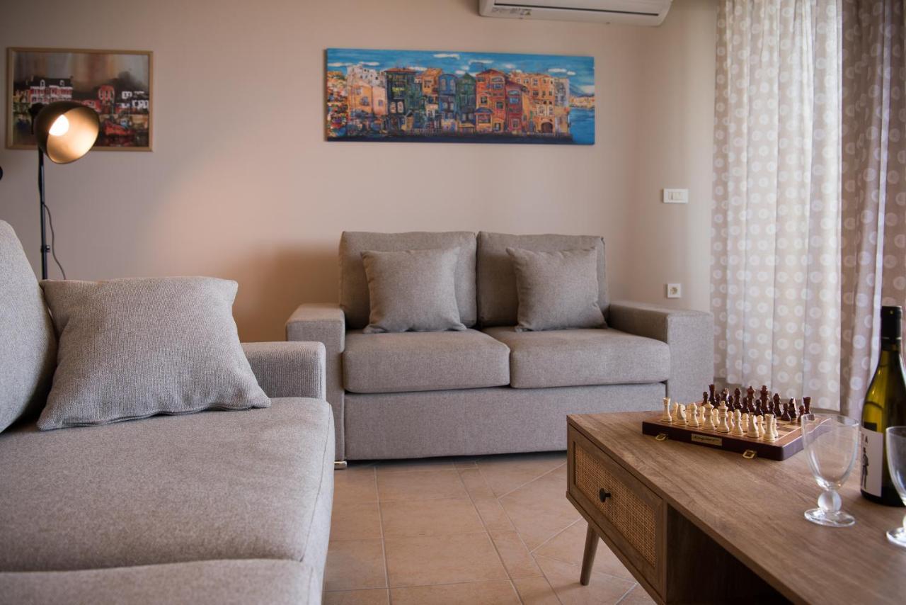 Akrotiri Sea View Suites Exterior photo